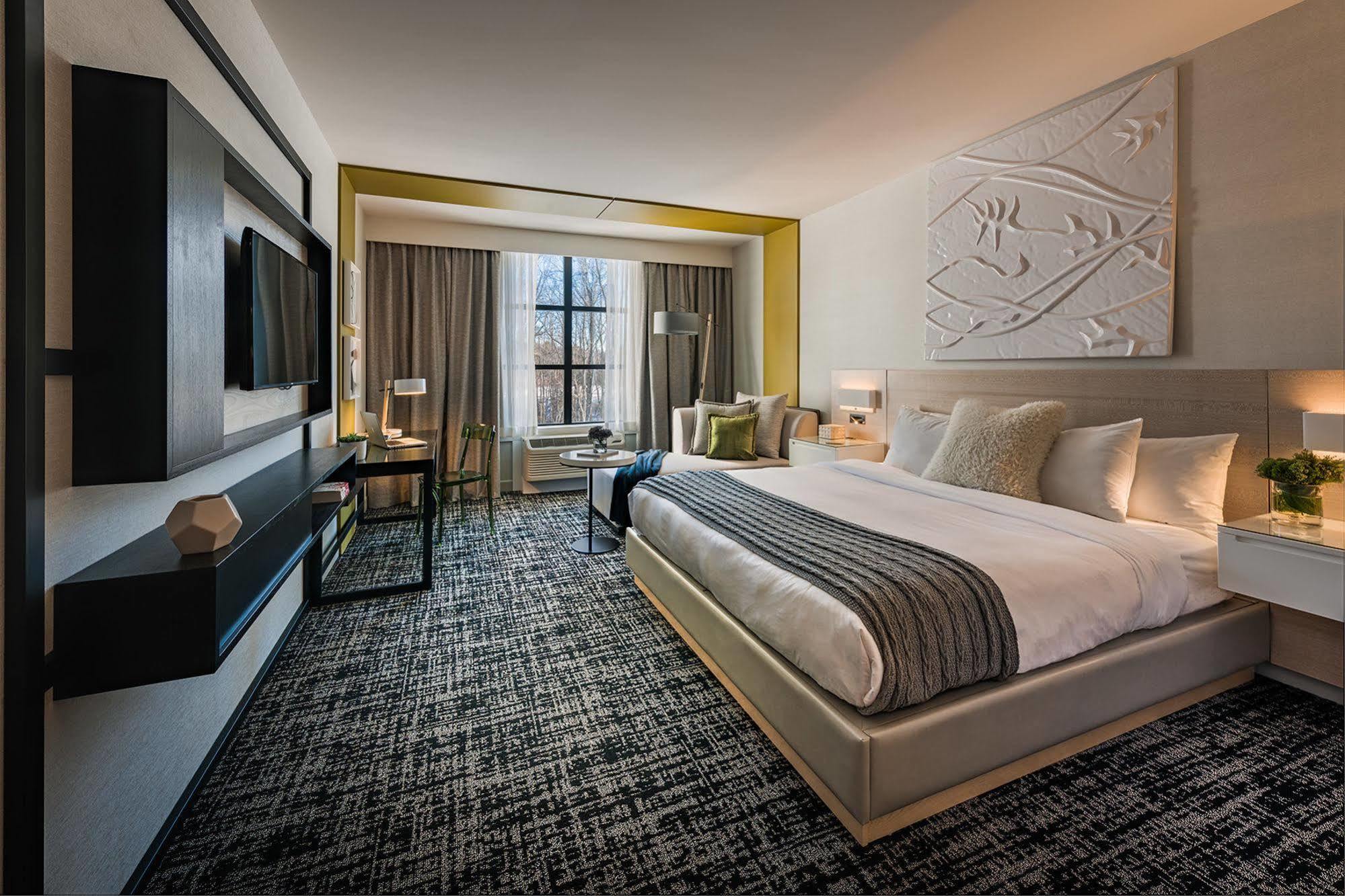 Hotel Zero Degrees Danbury Eksteriør billede